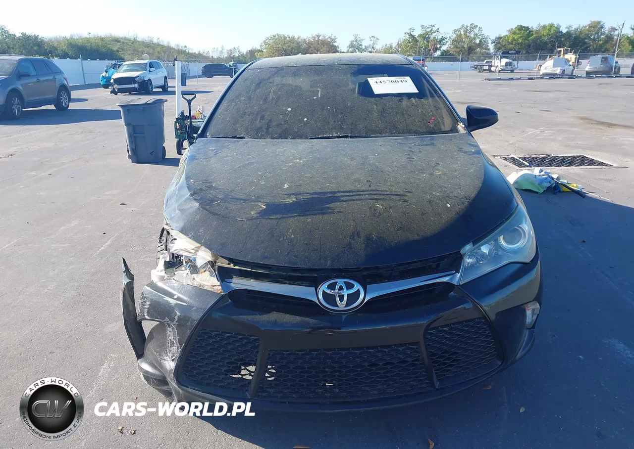 2017 Toyota Camry Se VIN:4T1BF1FK1HU622869 - 12