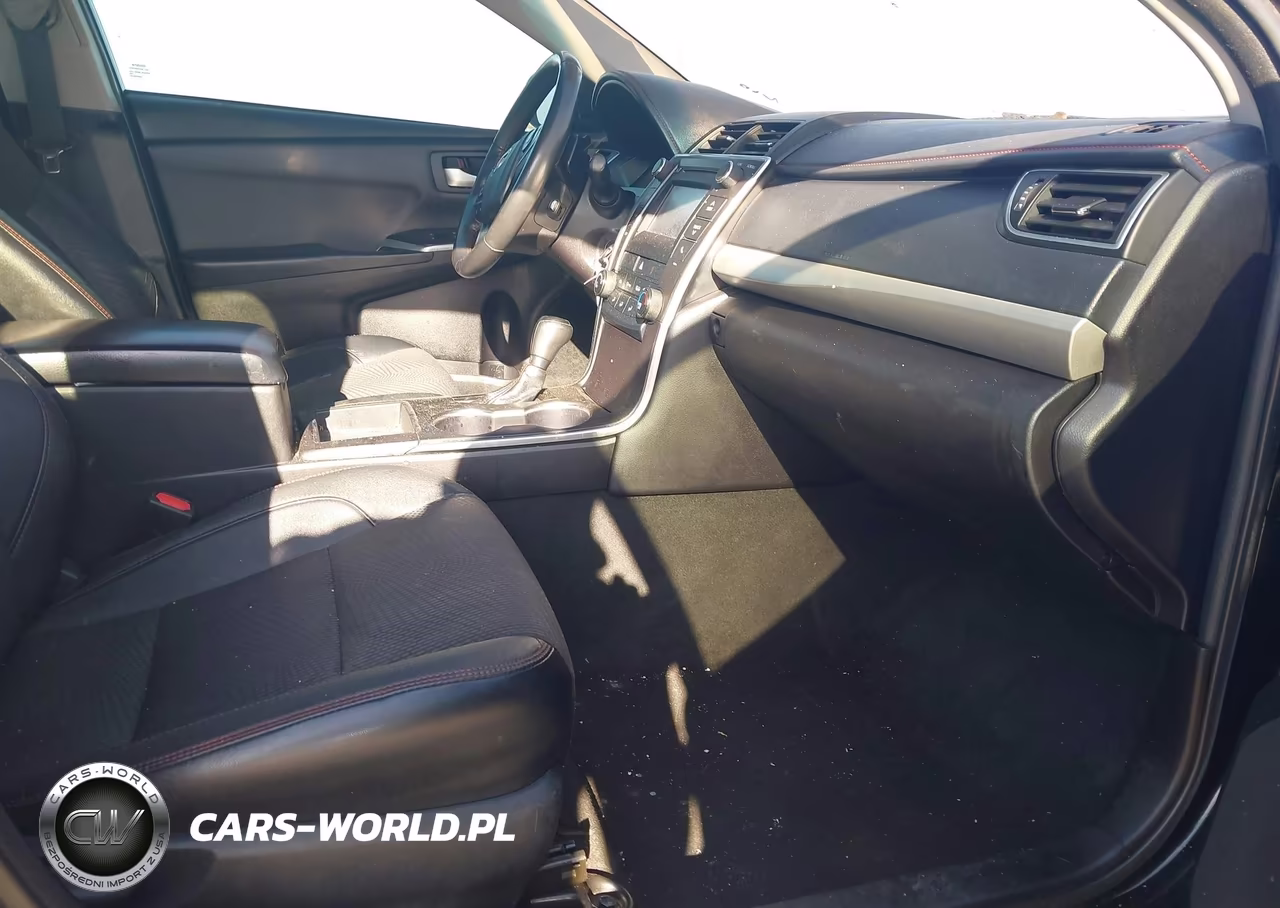2017 Toyota Camry Se VIN:4T1BF1FK1HU622869 - 5