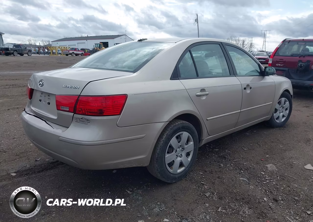 2010 Hyundai Sonata Gls VIN:5NPET4AC0AH586460 - 4