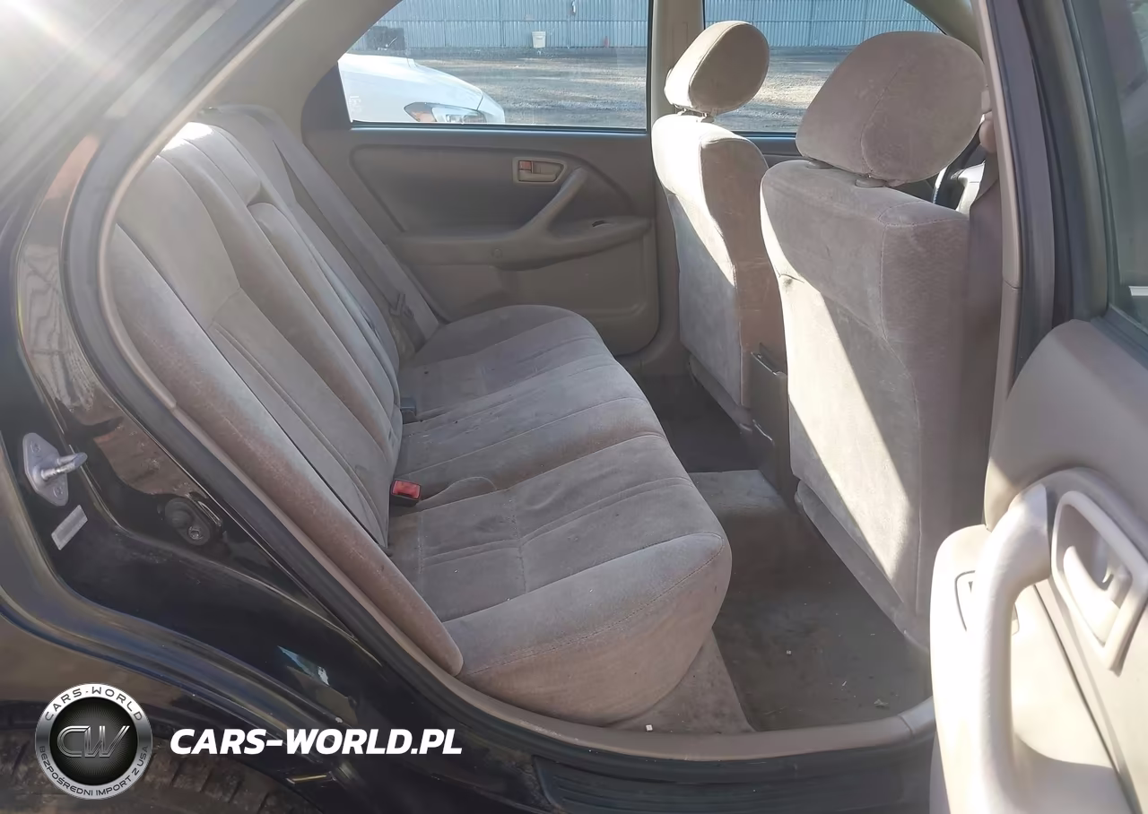1998 Toyota Camry Le VIN:JT2BG22K3W0189789 - 8