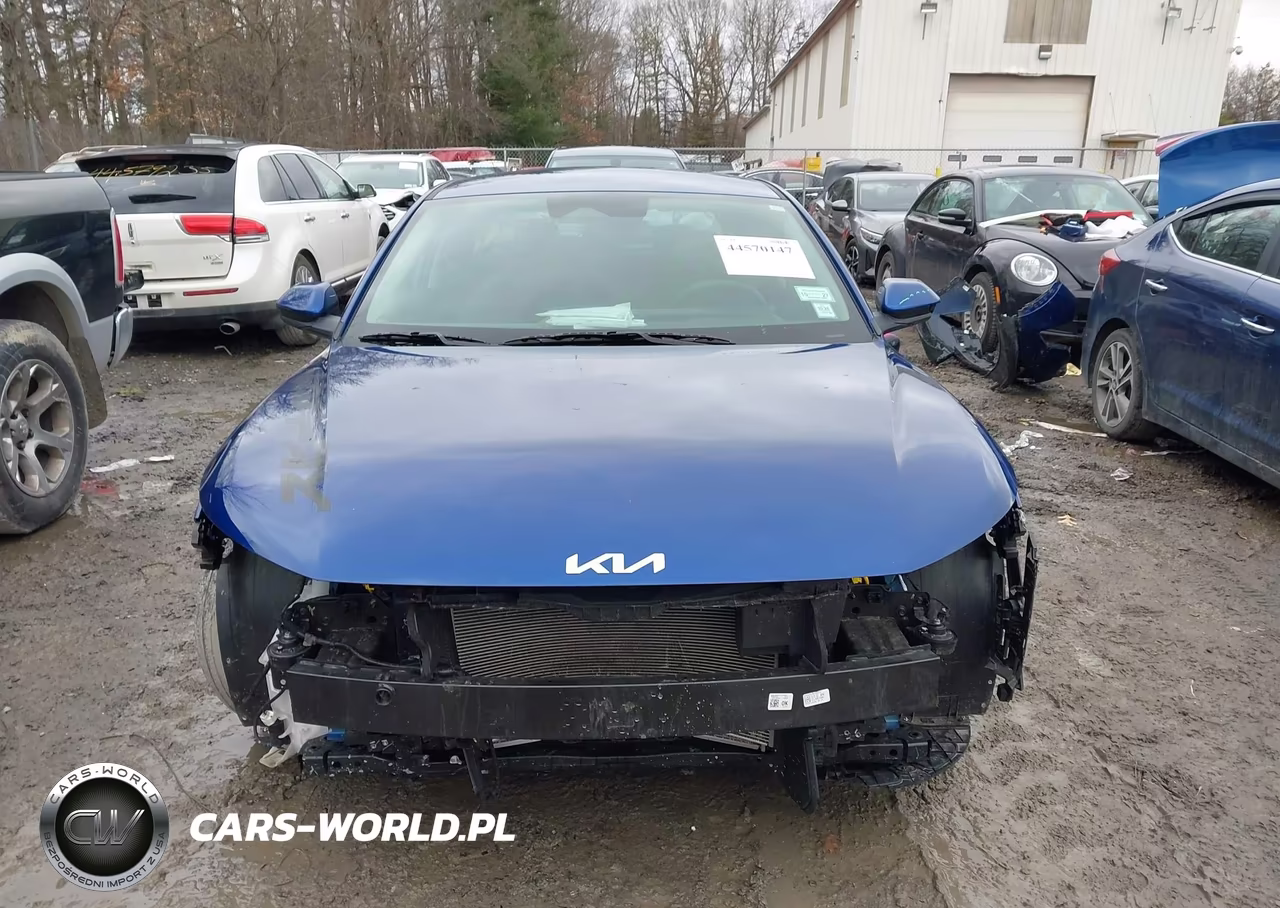 2025 Kia K4 Lxs VIN:3KPFT4DE2SE184270 - 12