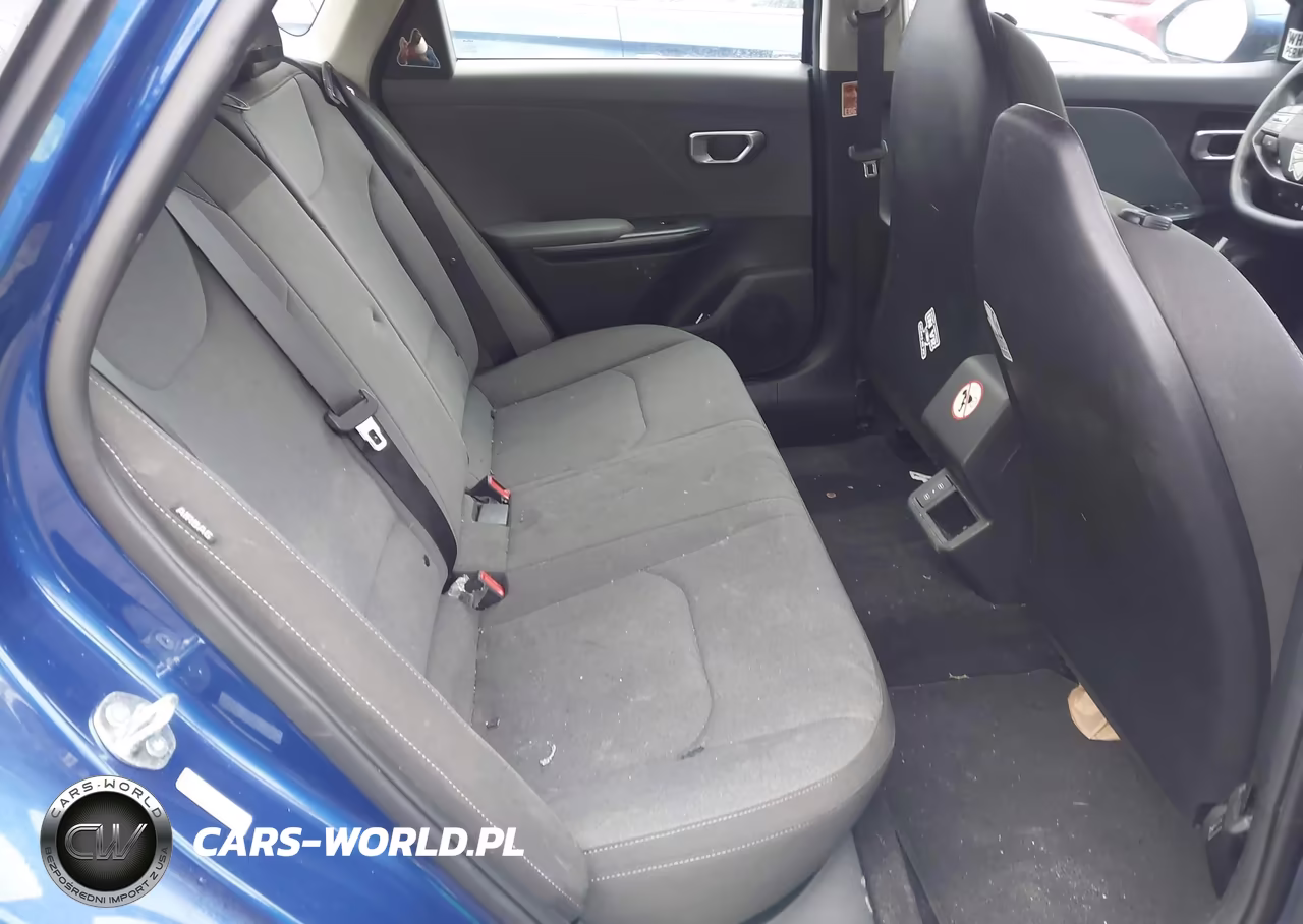 2025 Kia K4 Lxs VIN:3KPFT4DE2SE184270 - 8
