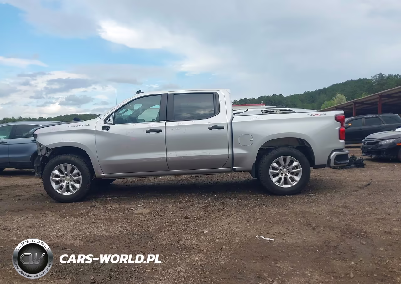 2022 Chevrolet Silverado 1500 4Wd Short Bed Custom VIN:1GCPDBEK8NZ571151 - 15