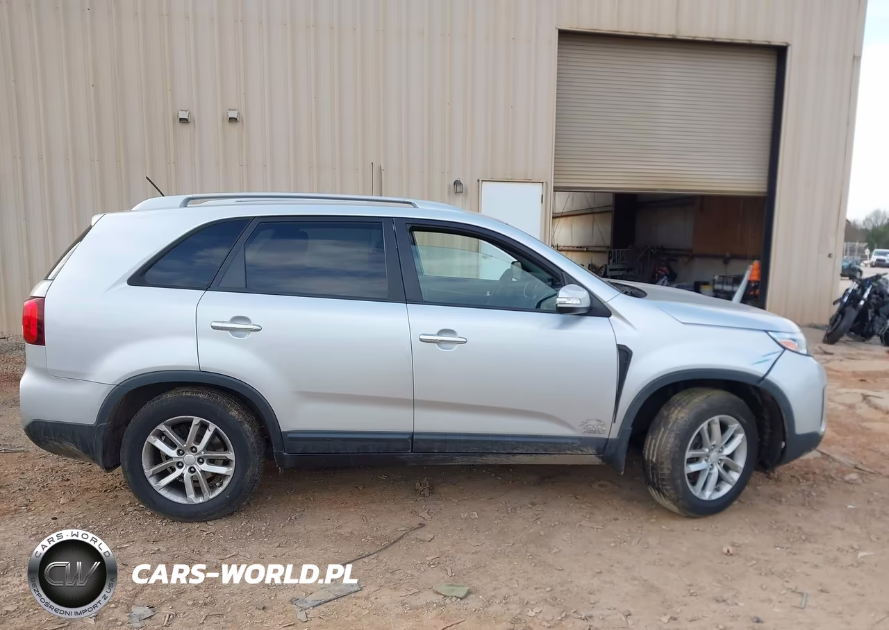 2014 Kia Sorento Lx VIN:5XYKTCA65EG520880 - 12
