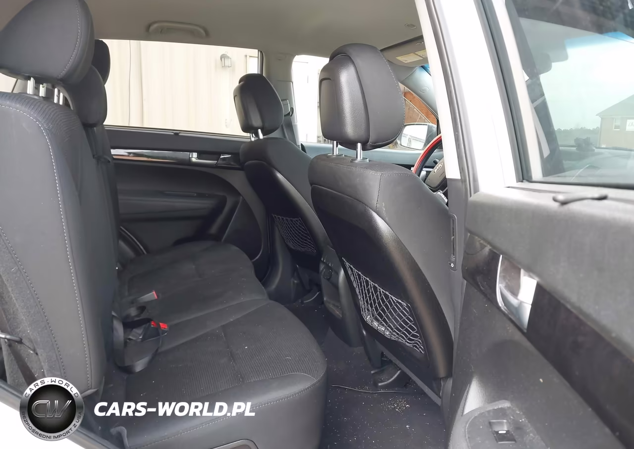 2014 Kia Sorento Lx VIN:5XYKTCA65EG520880 - 8