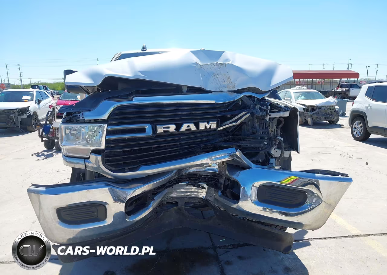 2019 Ram 2500 Big Horn 4X4 6'4 Box VIN:3C6UR5DLXKG678382 - 13