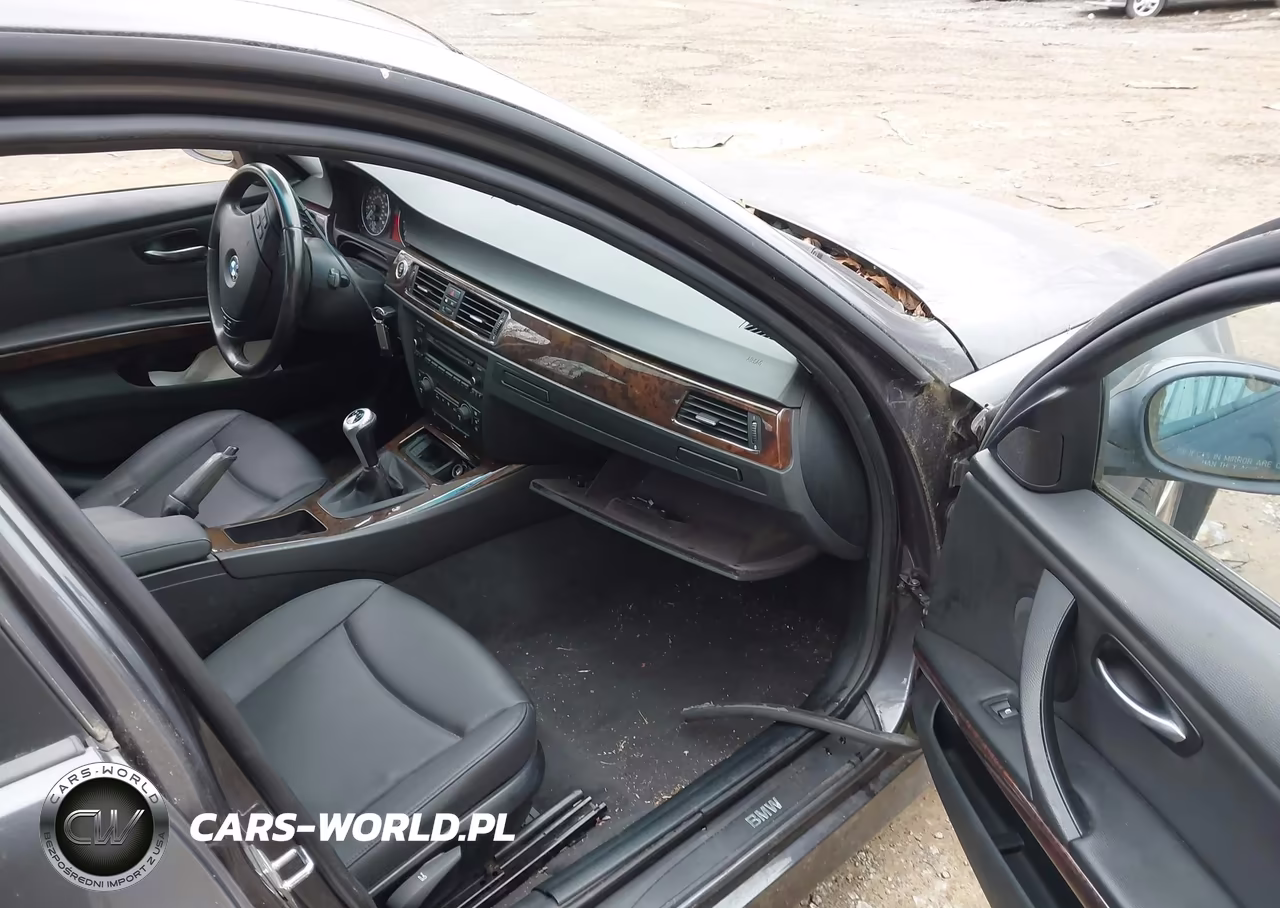 2006 BMW 325Xi VIN:WBAVD135X6KT79218 - 5