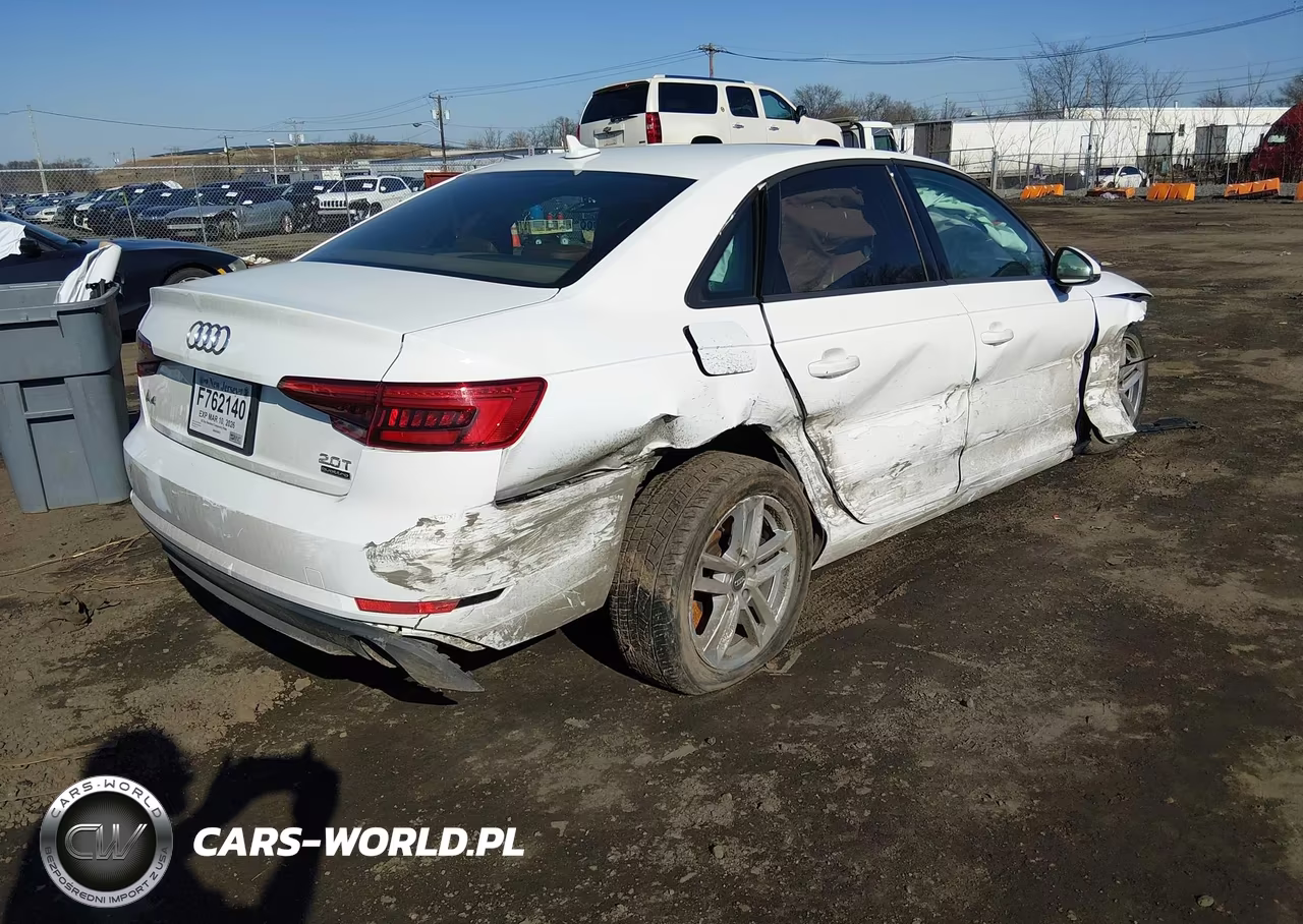 2017 Audi A4 2.0T Premium VIN:WAUANAF49HN064832 - 4