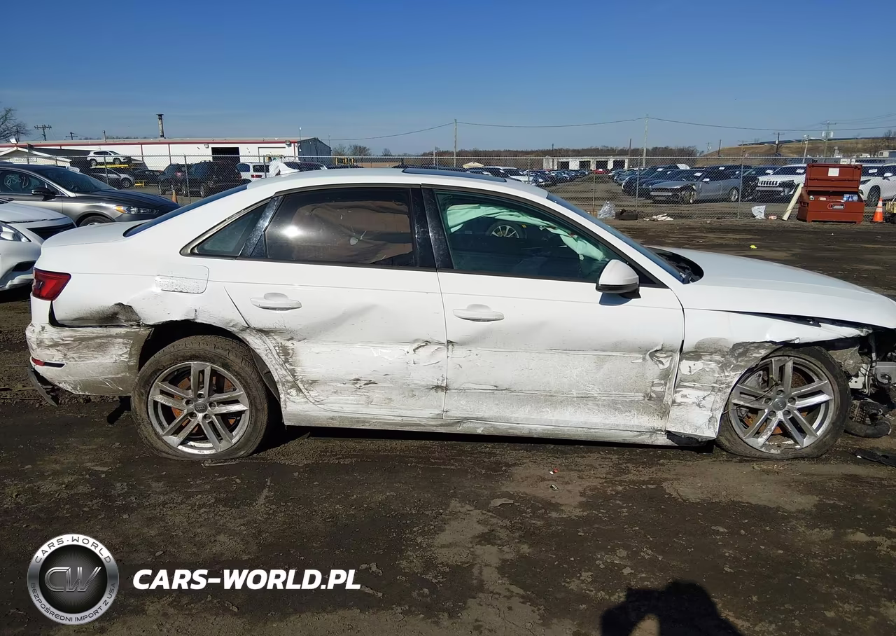 2017 Audi A4 2.0T Premium VIN:WAUANAF49HN064832 - 6