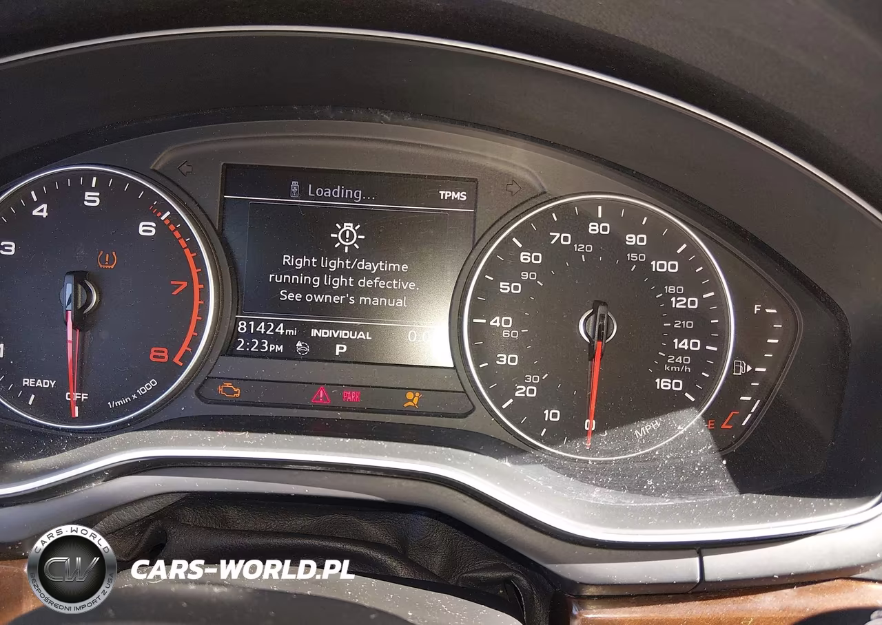 2017 Audi A4 2.0T Premium VIN:WAUANAF49HN064832 - 7