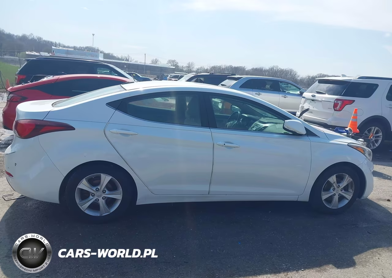 2016 Hyundai Elantra Value Edition VIN:5NPDH4AE8GH675958 - 13