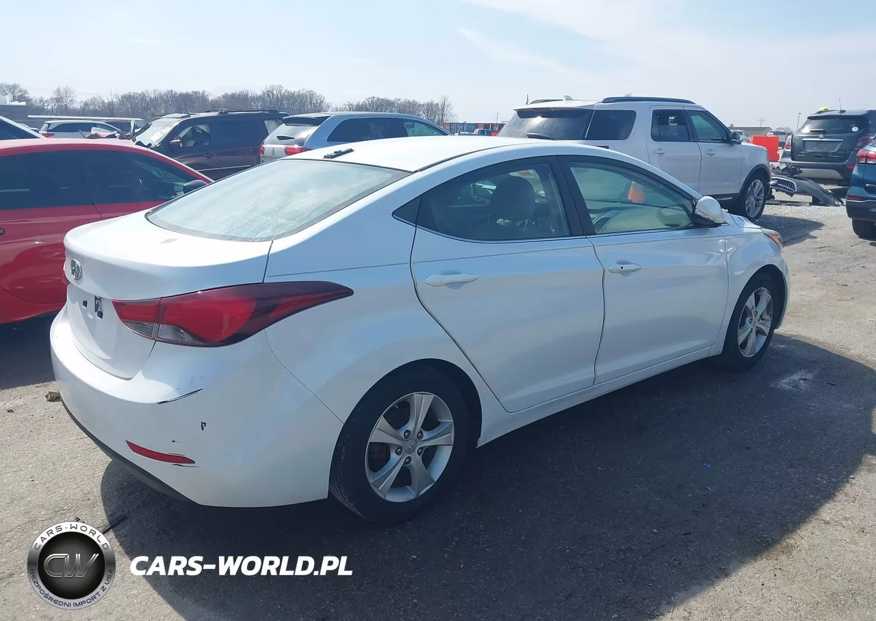 2016 Hyundai Elantra Value Edition VIN:5NPDH4AE8GH675958 - 4