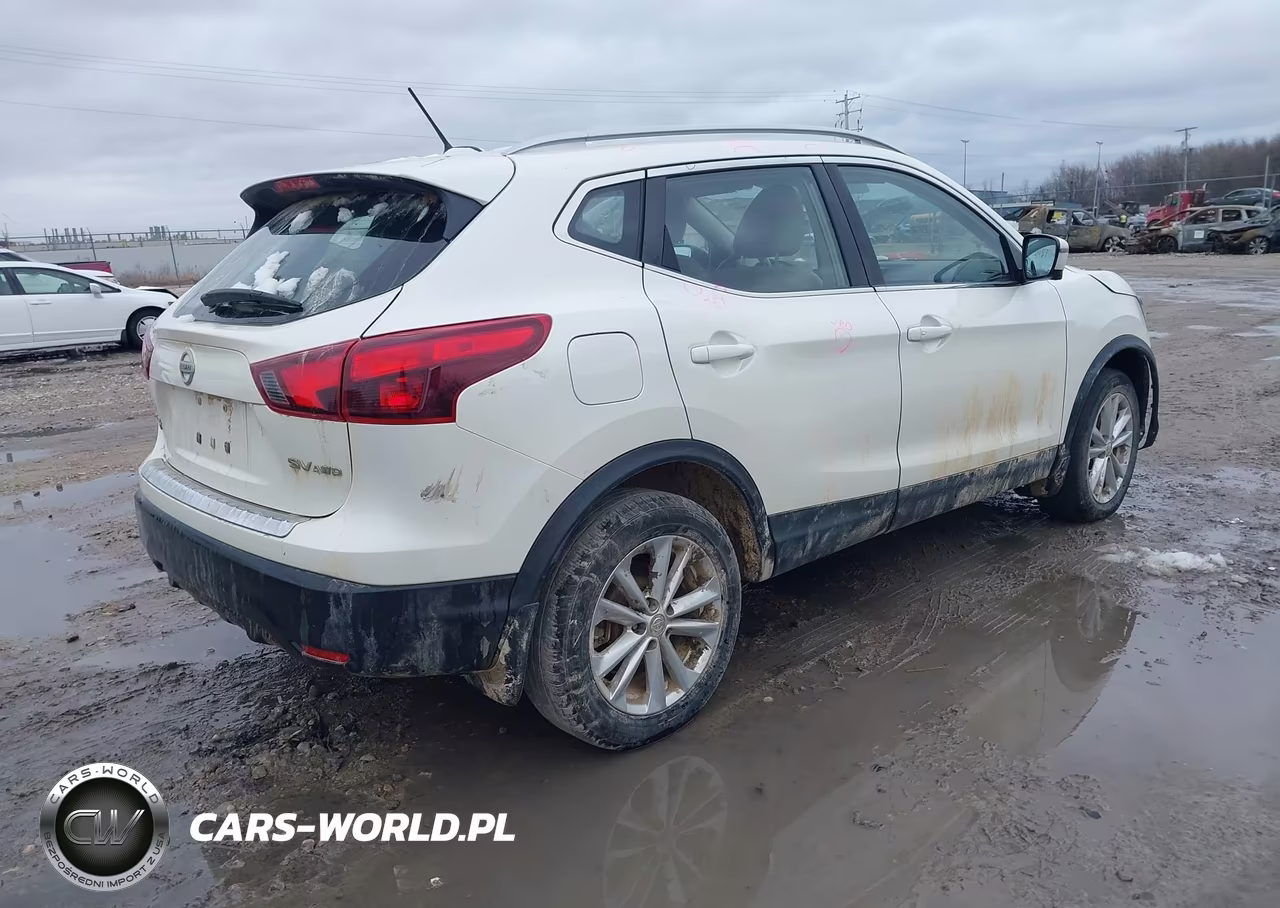 2018 Nissan Rogue Sport Sv VIN:JN1BJ1CR1JW261726 - 4