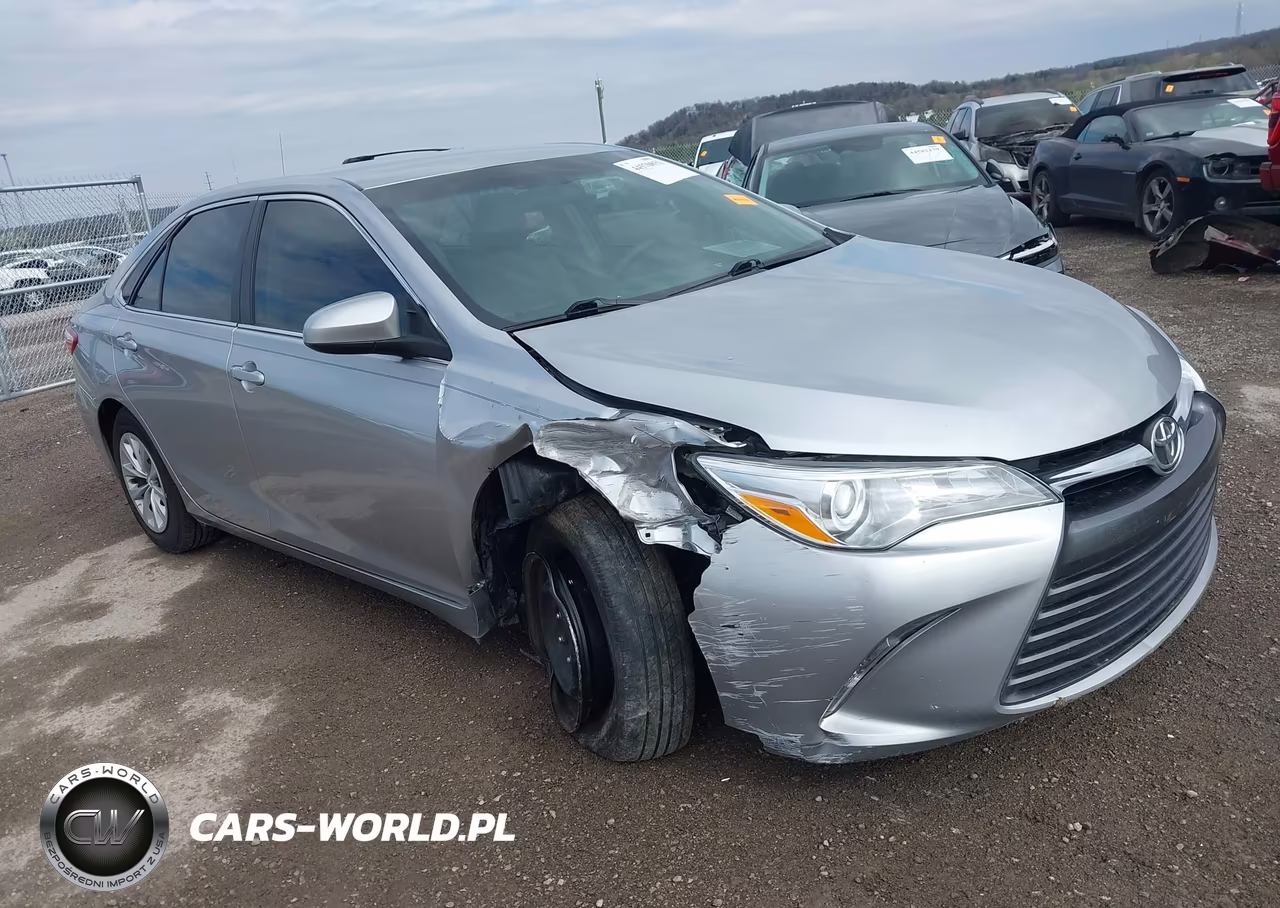 2015 Toyota Camry Le