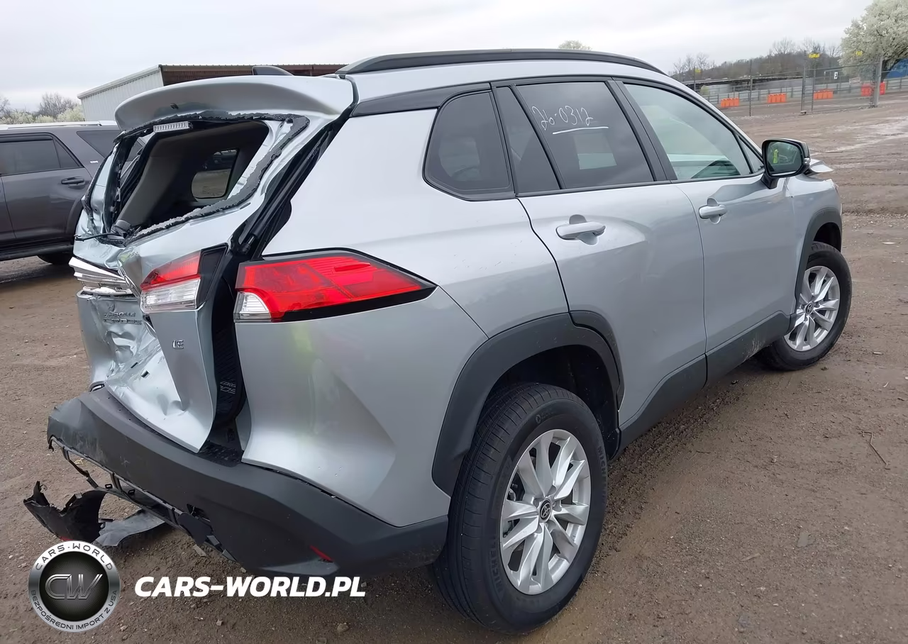 2025 Toyota Corolla Cross Le VIN:7MUCAAAG5SV147562 - 4