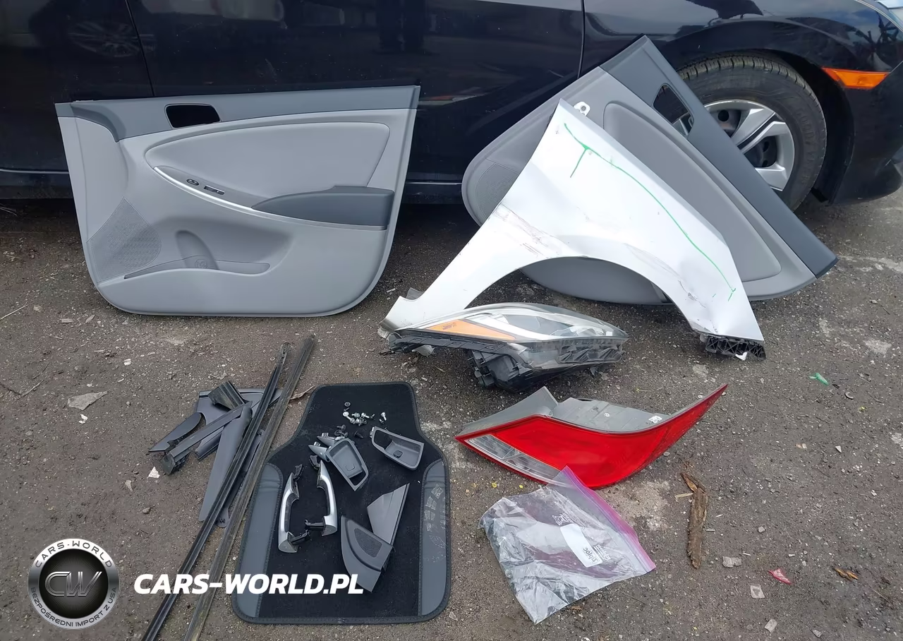 2015 Hyundai Accent Gls VIN:KMHCT4AE3FU821189 - 12