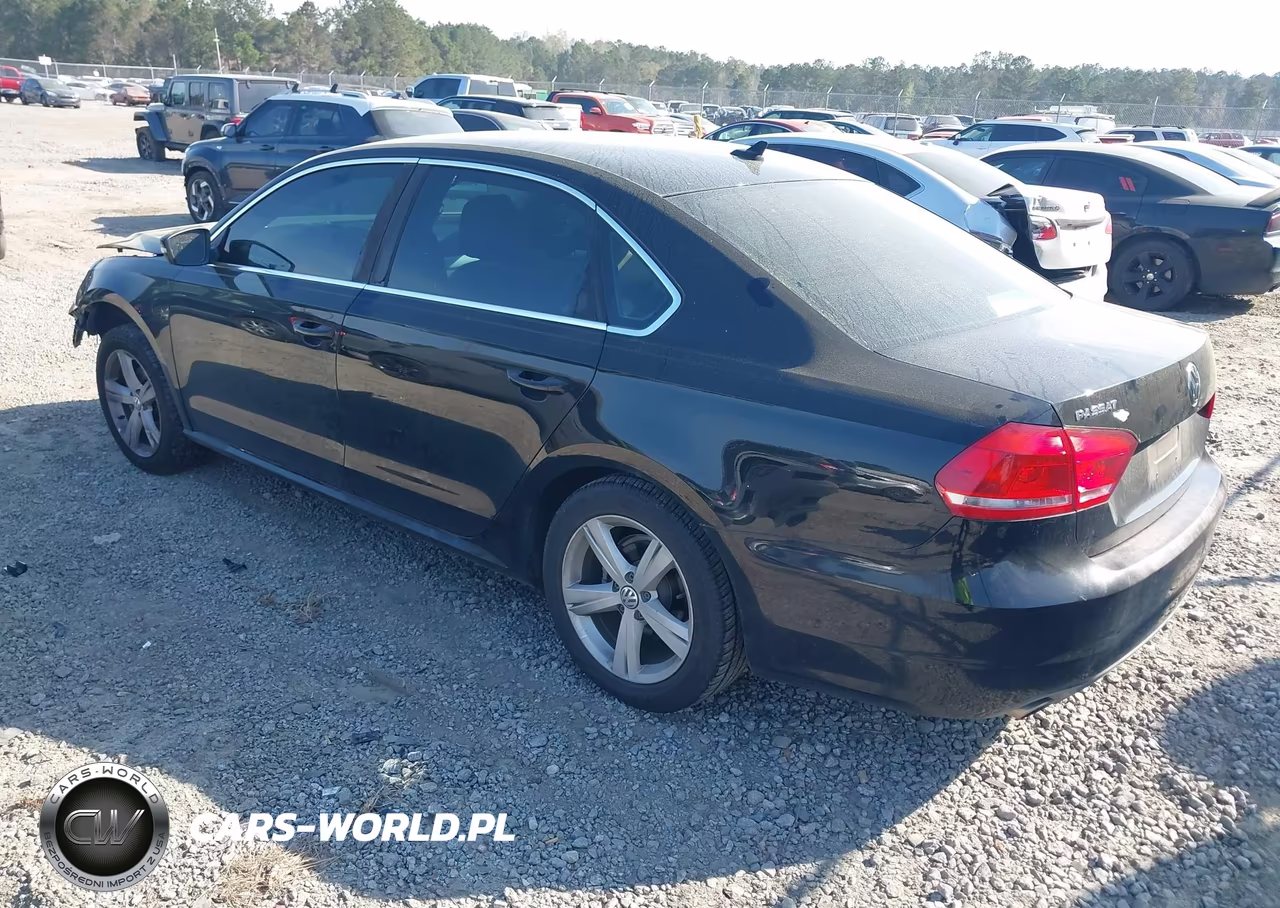 2013 Volkswagen Passat 2.5L Se VIN:1VWBP7A31DC042104 - 3