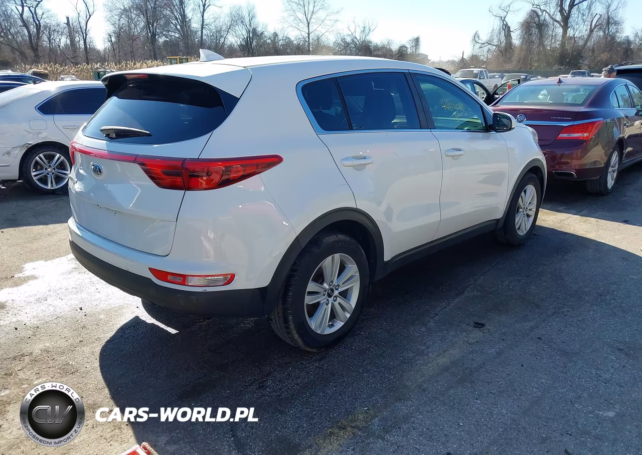 2018 Kia Sportage Lx VIN:KNDPM3AC1J7315539 - 4