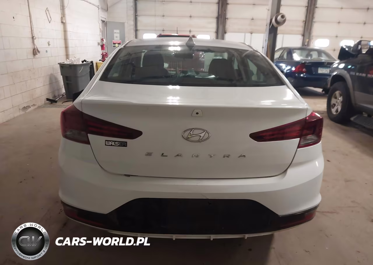 2019 Hyundai Elantra Sel VIN:5NPD84LF5KH469219 - 16