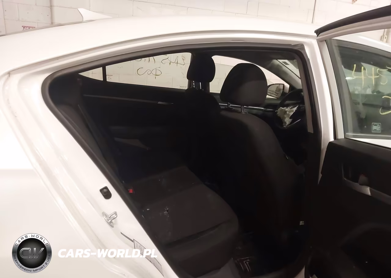 2019 Hyundai Elantra Sel VIN:5NPD84LF5KH469219 - 8