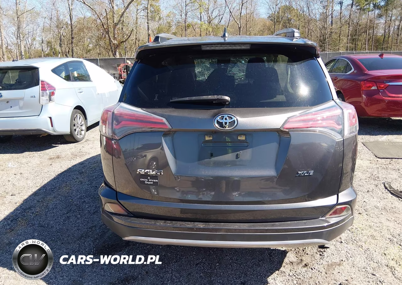 2018 Toyota Rav4 Xle VIN:JTMWFREV7JJ190649 - 16