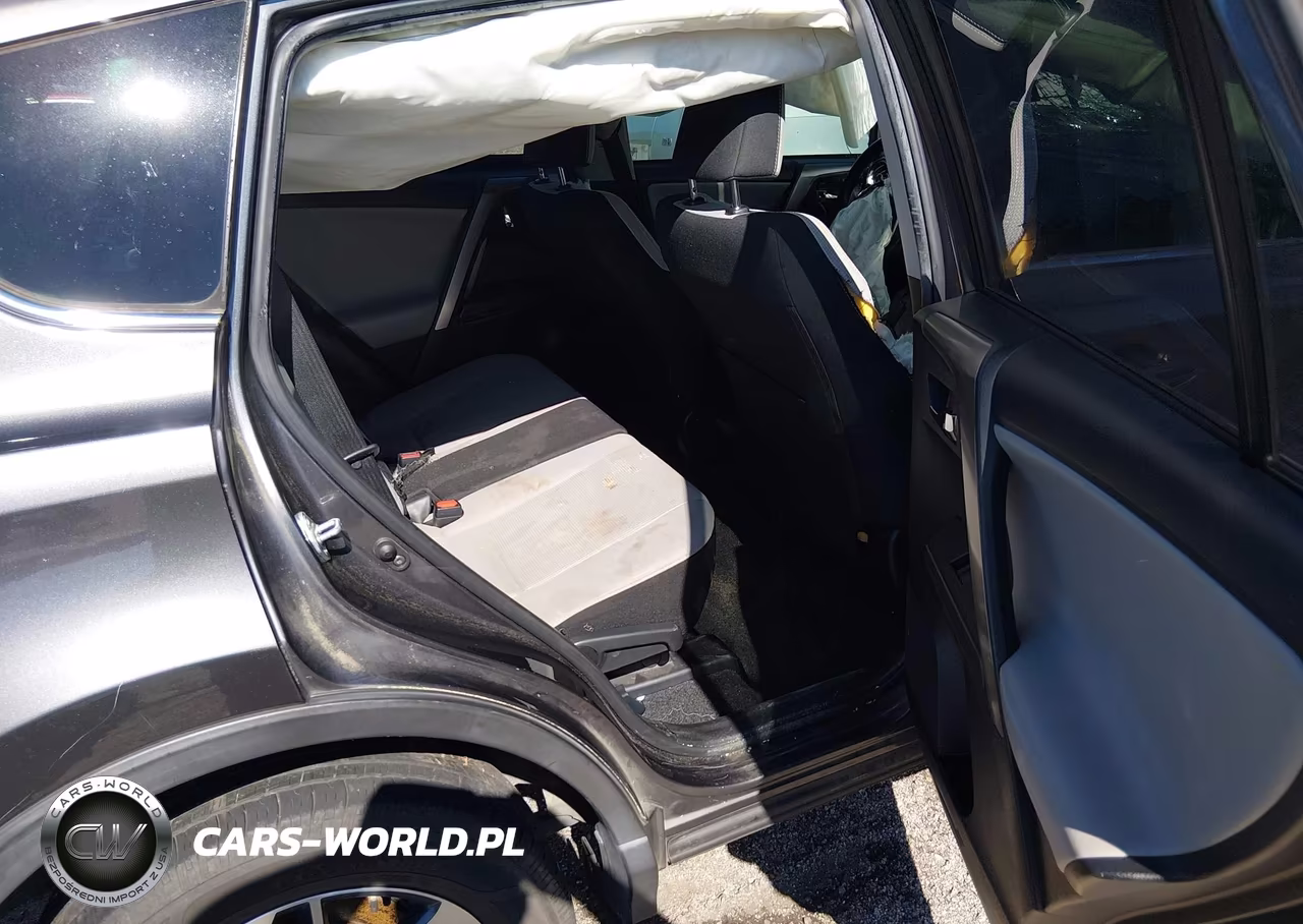 2018 Toyota Rav4 Xle VIN:JTMWFREV7JJ190649 - 8