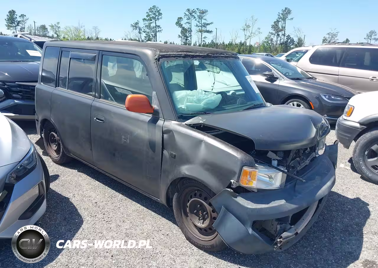 2004 Scion Xb