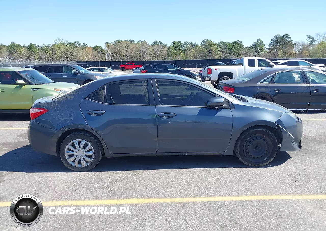 2019 Toyota Corolla Le VIN:2T1BURHE5KC217635 - 13