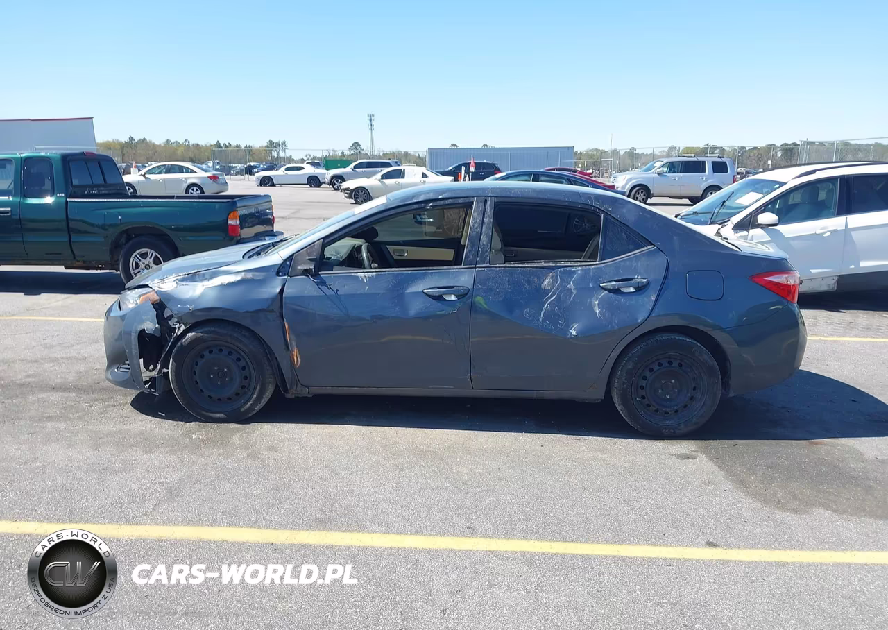 2019 Toyota Corolla Le VIN:2T1BURHE5KC217635 - 14