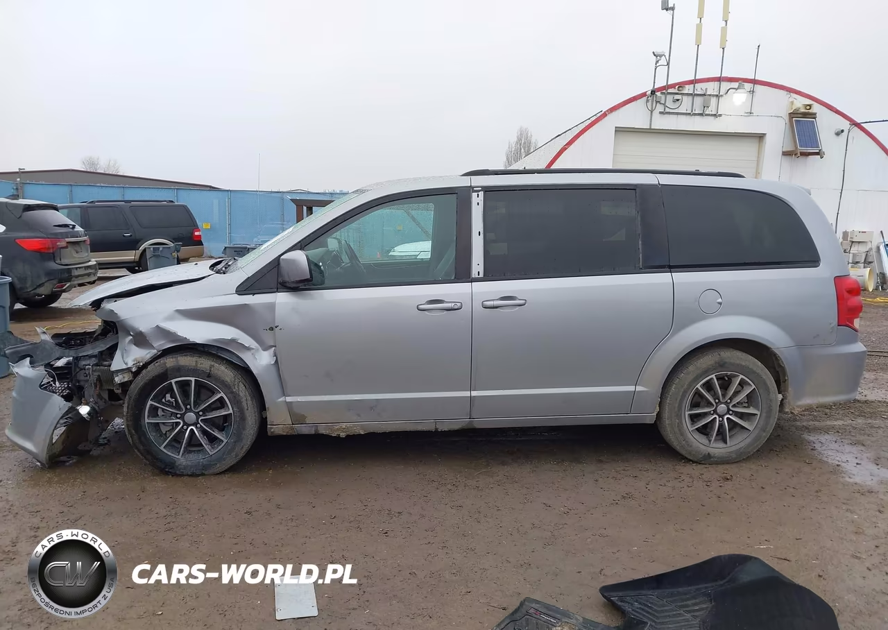 2018 Dodge Grand Caravan Gt VIN:2C4RDGEG0JR199908 - 14