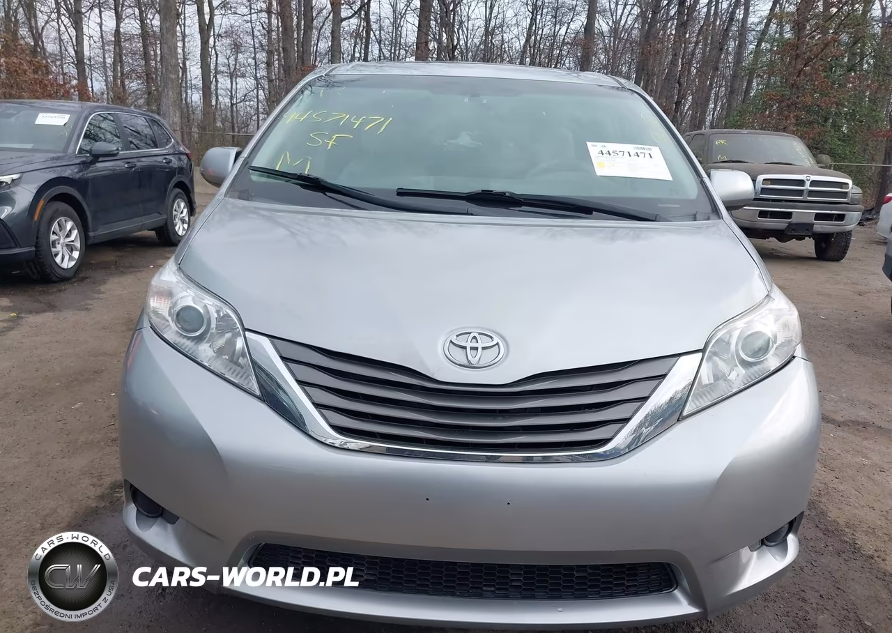 2014 Toyota Sienna Xle V6 8 Passenger VIN:5TDYK3DC4ES456803 - 12
