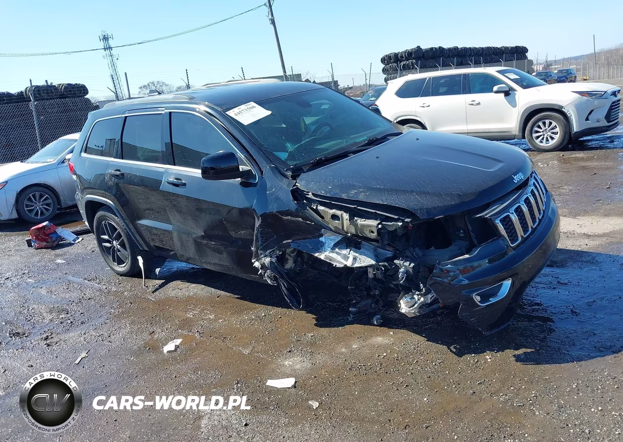 2017 Jeep Grand Cherokee Laredo 4X4