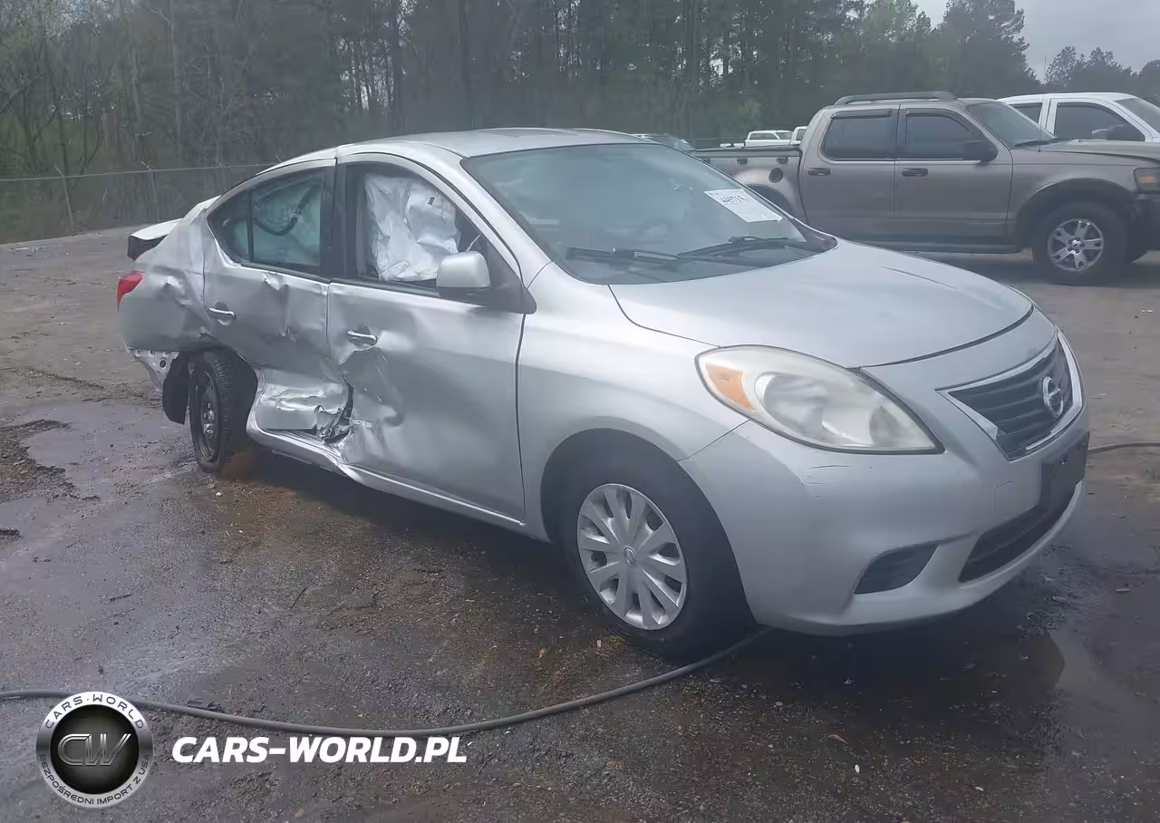 2012 Nissan Versa 1.6 Sv