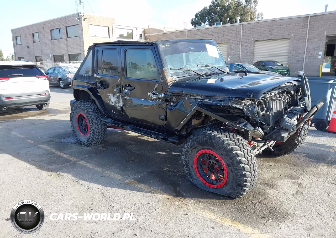 2013 Jeep Wrangler Unlimited Sahara