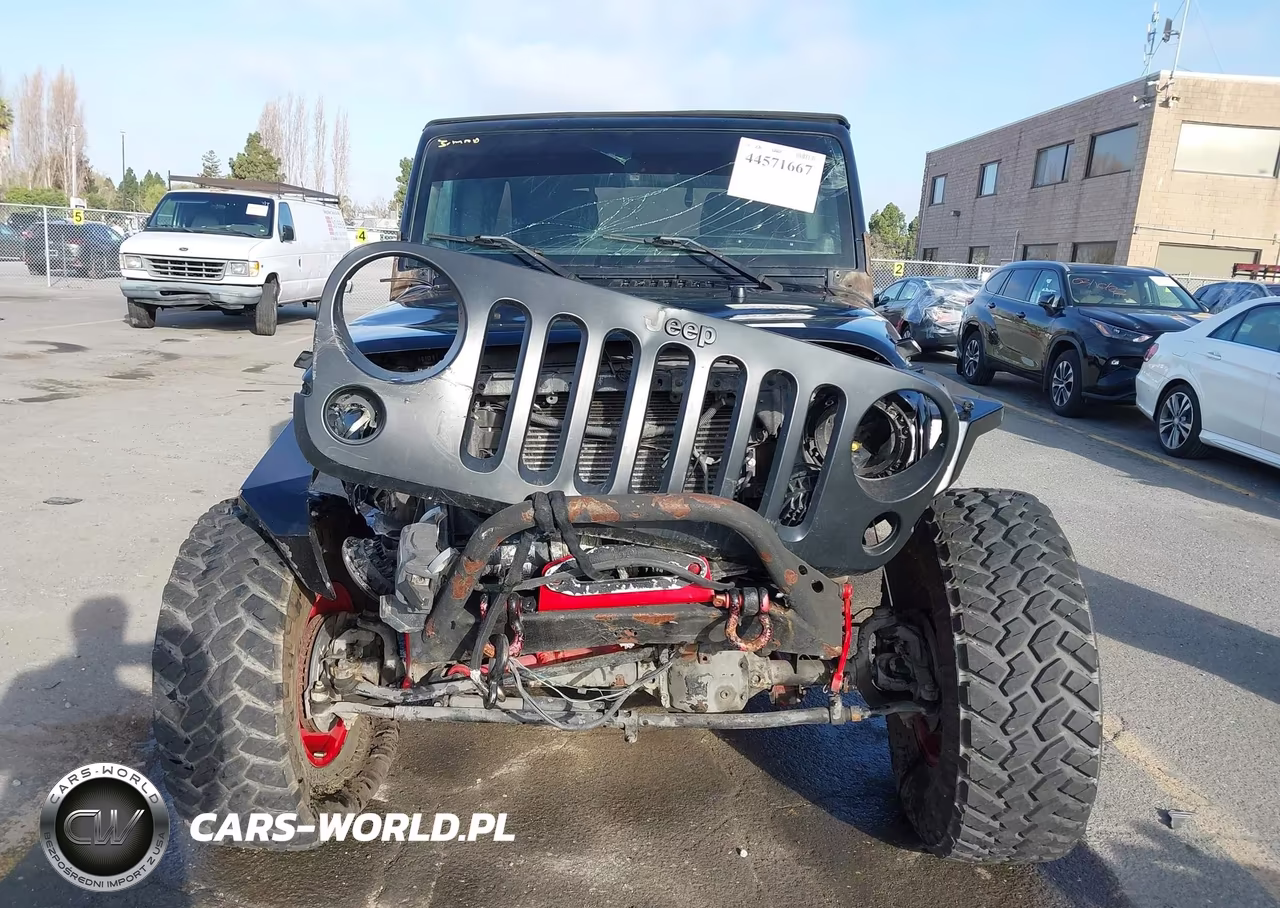 2013 Jeep Wrangler Unlimited Sahara VIN:1C4HJWEGXDL543448 - 12