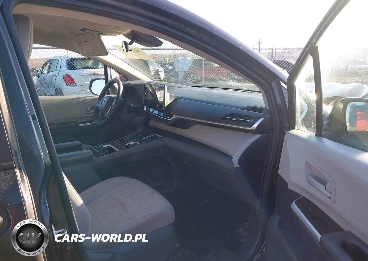 2021 Toyota Sienna Le VIN:5TDKRKEC7MS009360 - 5