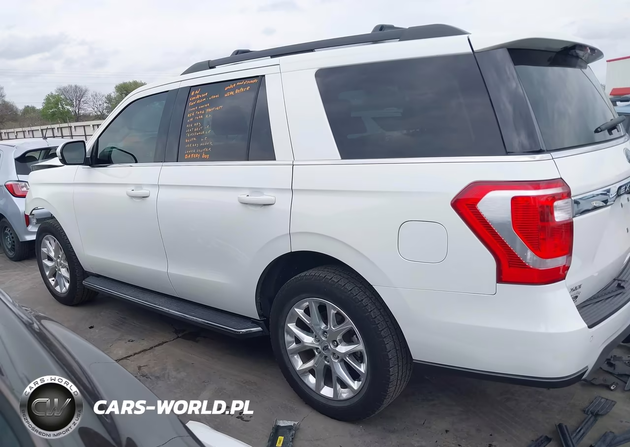 2021 Ford Expedition Xlt VIN:1FMJU1HT7MEA58690 - 15