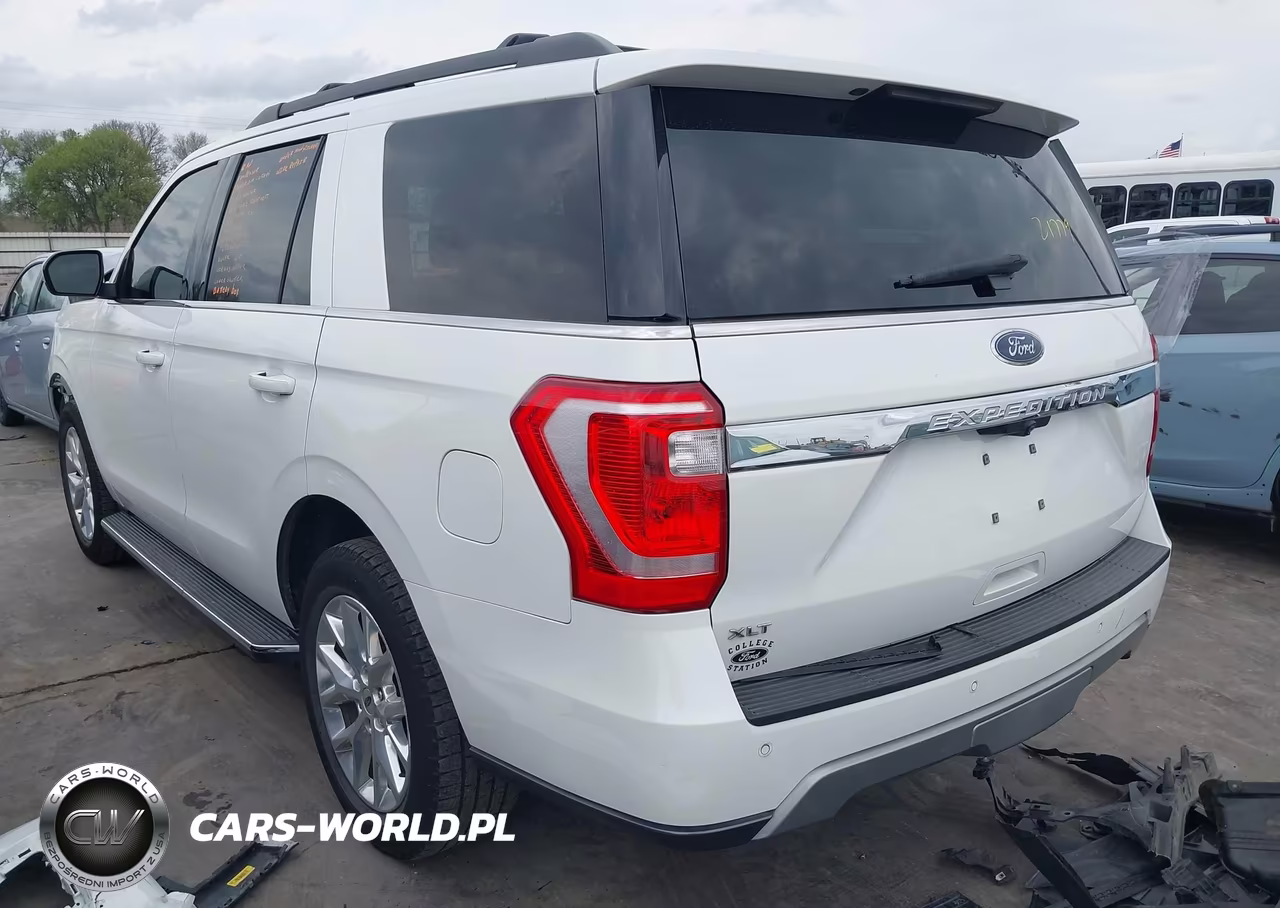 2021 Ford Expedition Xlt VIN:1FMJU1HT7MEA58690 - 3