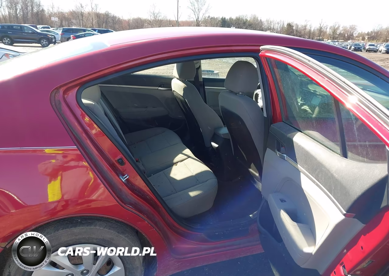 2019 Hyundai Elantra Se VIN:5NPD74LF1KH438262 - 8