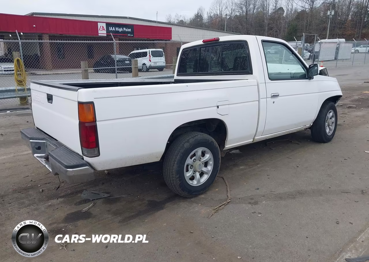 1997 Nissan 4X2 Truck Xe VIN:1N6SD11S5VC320968 - 4