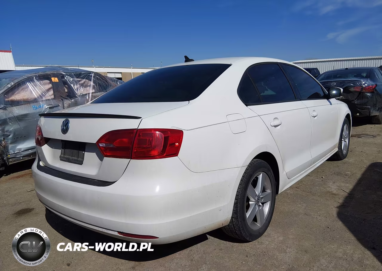 2012 Volkswagen Jetta 2.0L Tdi VIN:3VW3L7AJ3CM014672 - 4