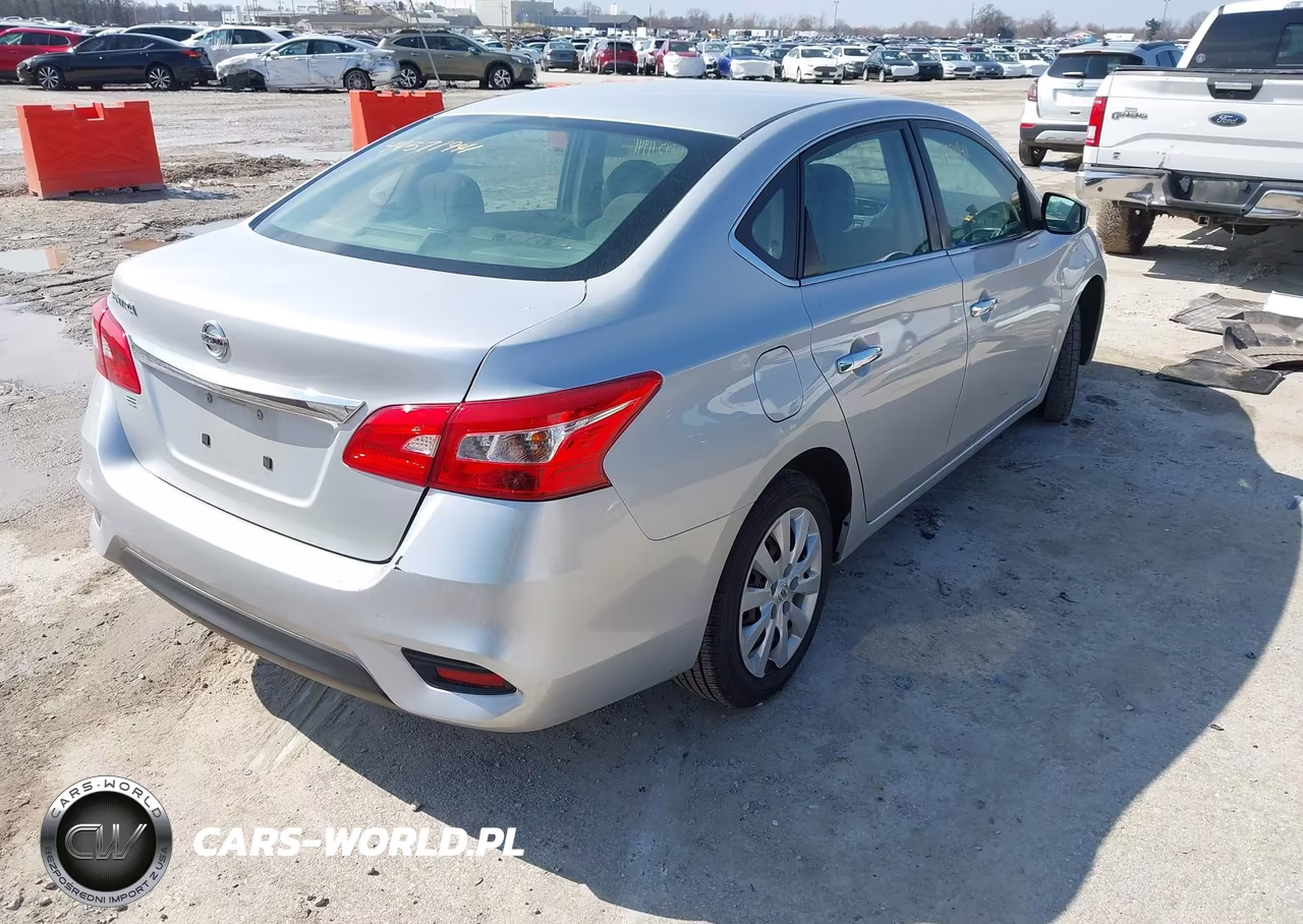 2018 Nissan Sentra S VIN:3N1AB7AP6JY291472 - 4