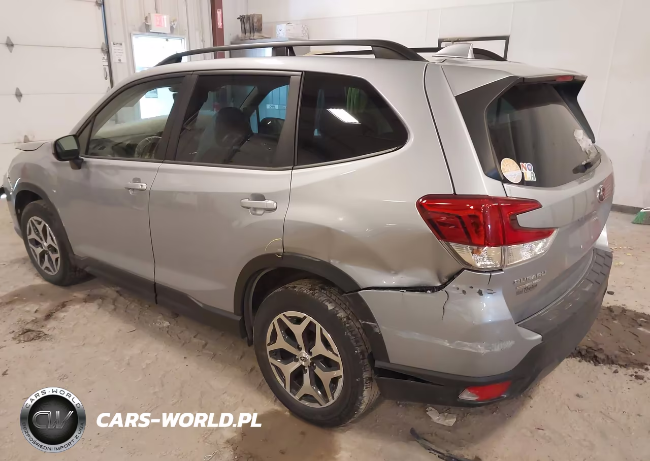 2020 Subaru Forester Premium VIN:JF2SKAJC9LH583869 - 3