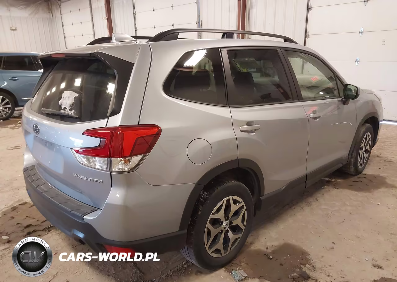 2020 Subaru Forester Premium VIN:JF2SKAJC9LH583869 - 4