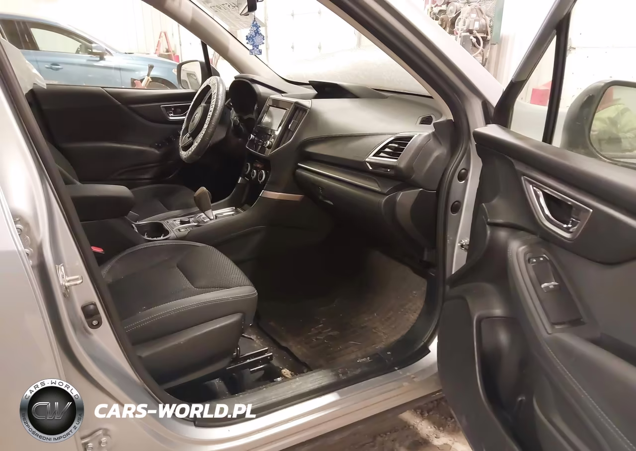2020 Subaru Forester Premium VIN:JF2SKAJC9LH583869 - 5