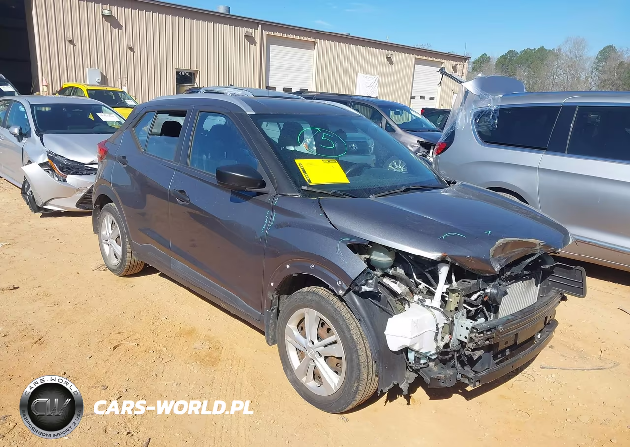 2019 Nissan Kicks S