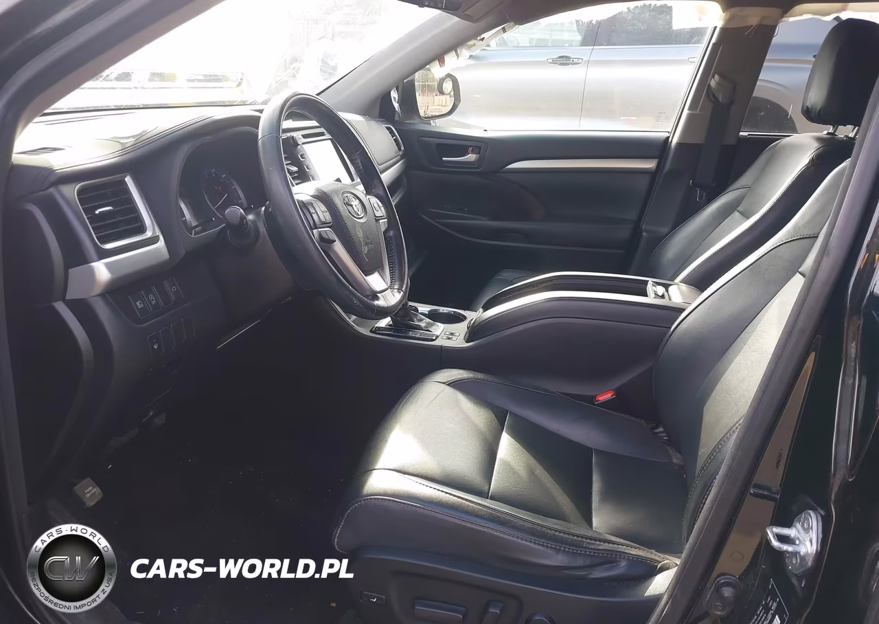 2017 Toyota Highlander Xle VIN:5TDJZRFH7HS473625 - 5