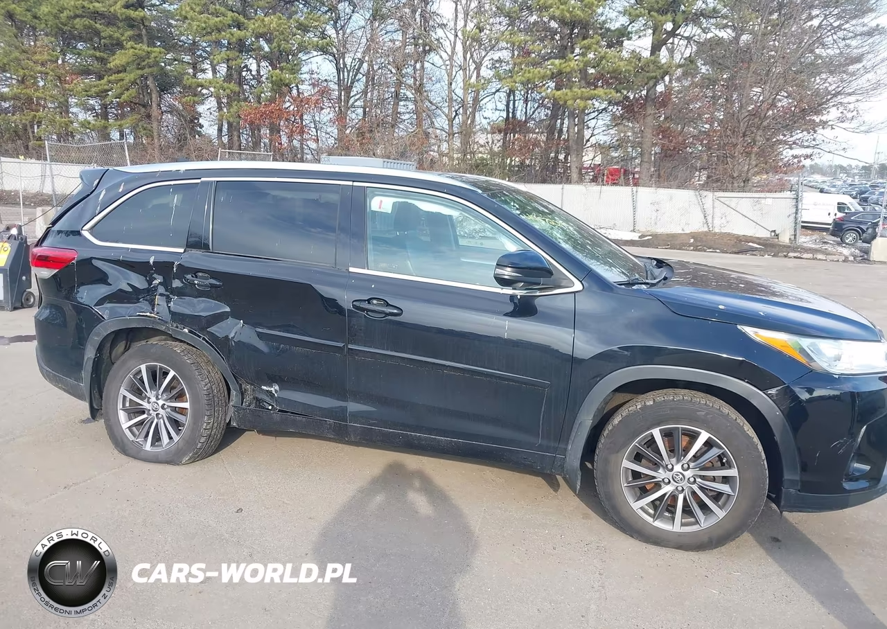2017 Toyota Highlander Xle VIN:5TDJZRFH7HS473625 - 6