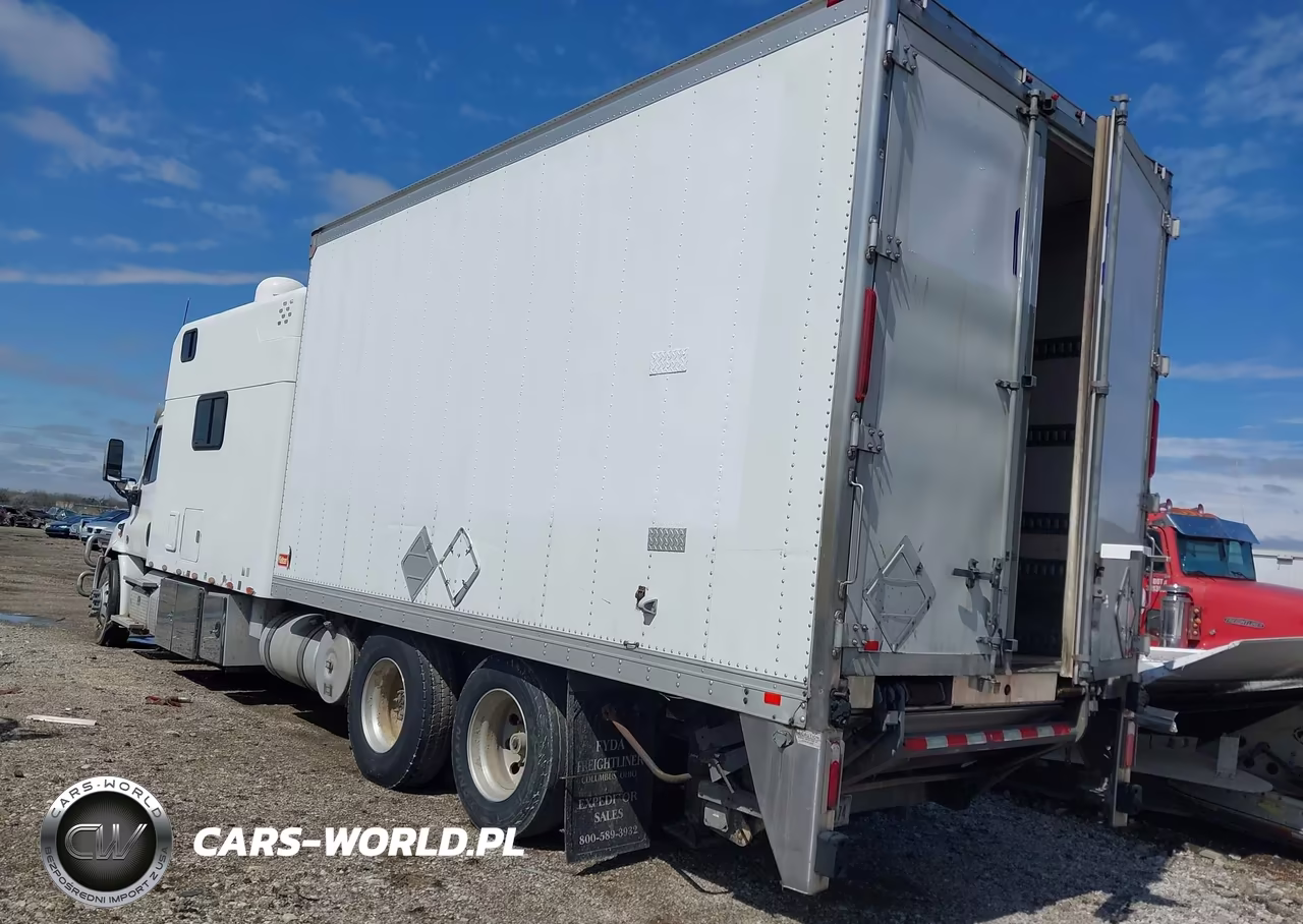 2015 Freightliner Cascadia 113 VIN:1FVAGADV7FLGE1040 - 3