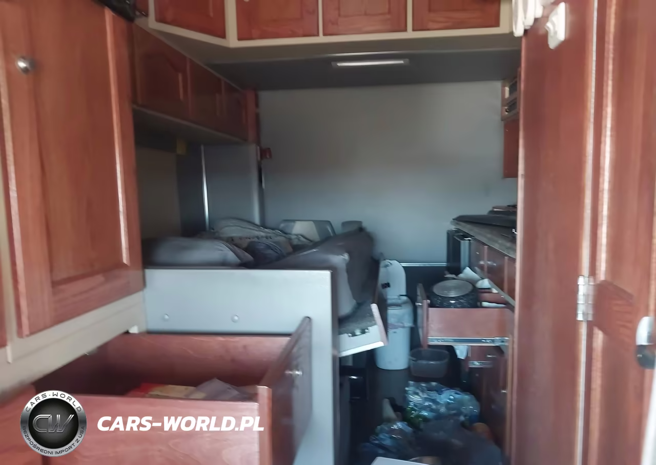 2015 Freightliner Cascadia 113 VIN:1FVAGADV7FLGE1040 - 7